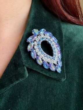 Vintage Juliana Sarah Coventry Blue Rhinestone Brooch